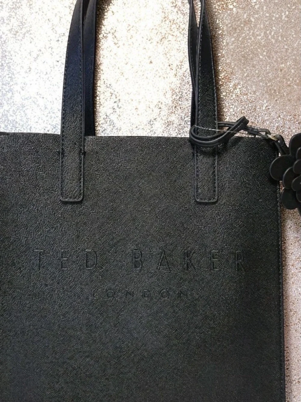 Ted Baker The Icon Black Tote Bag Flower Charm Embossed Logo Double
Handles NWT - Picture 4 of 6